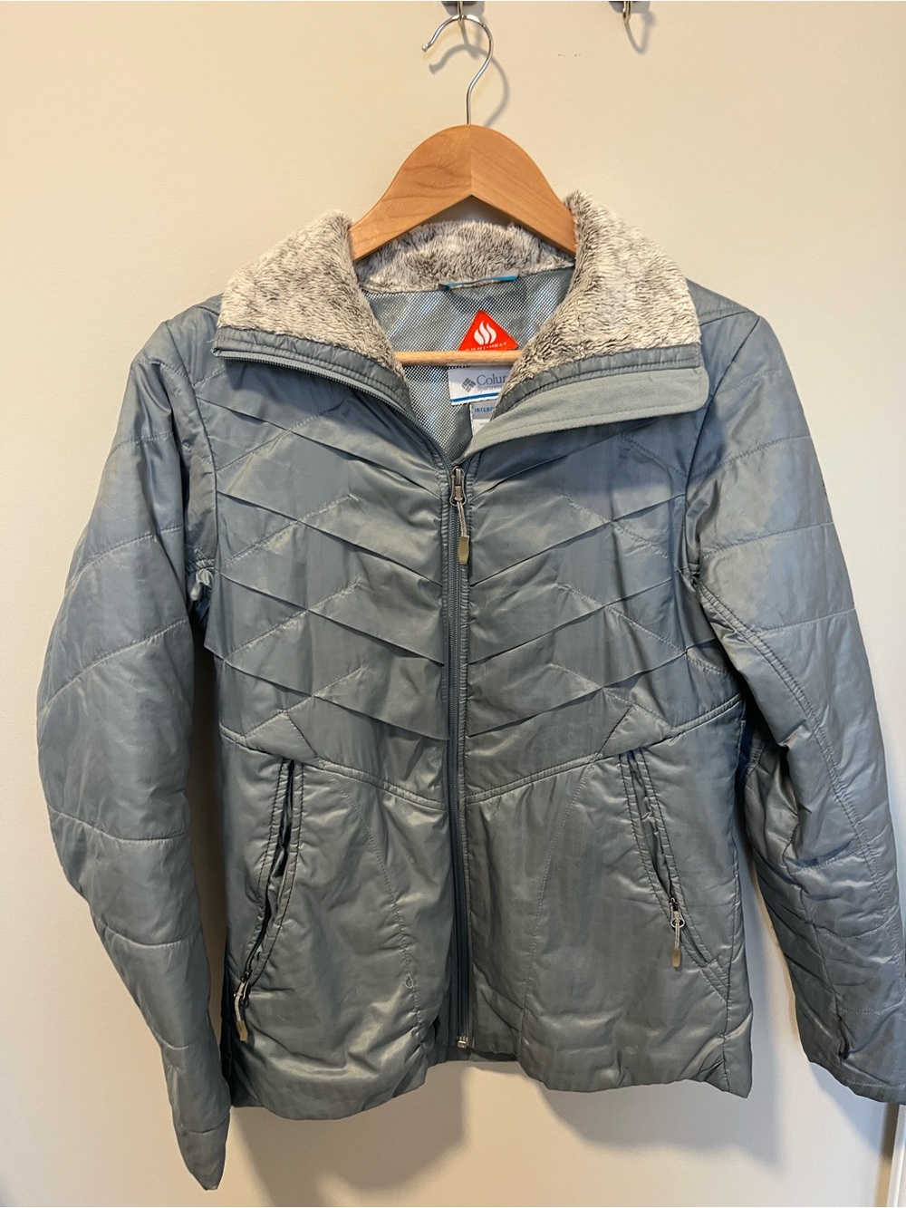 Columbia Gray Quilted Puffer Jacket with Faux-Fur Collar